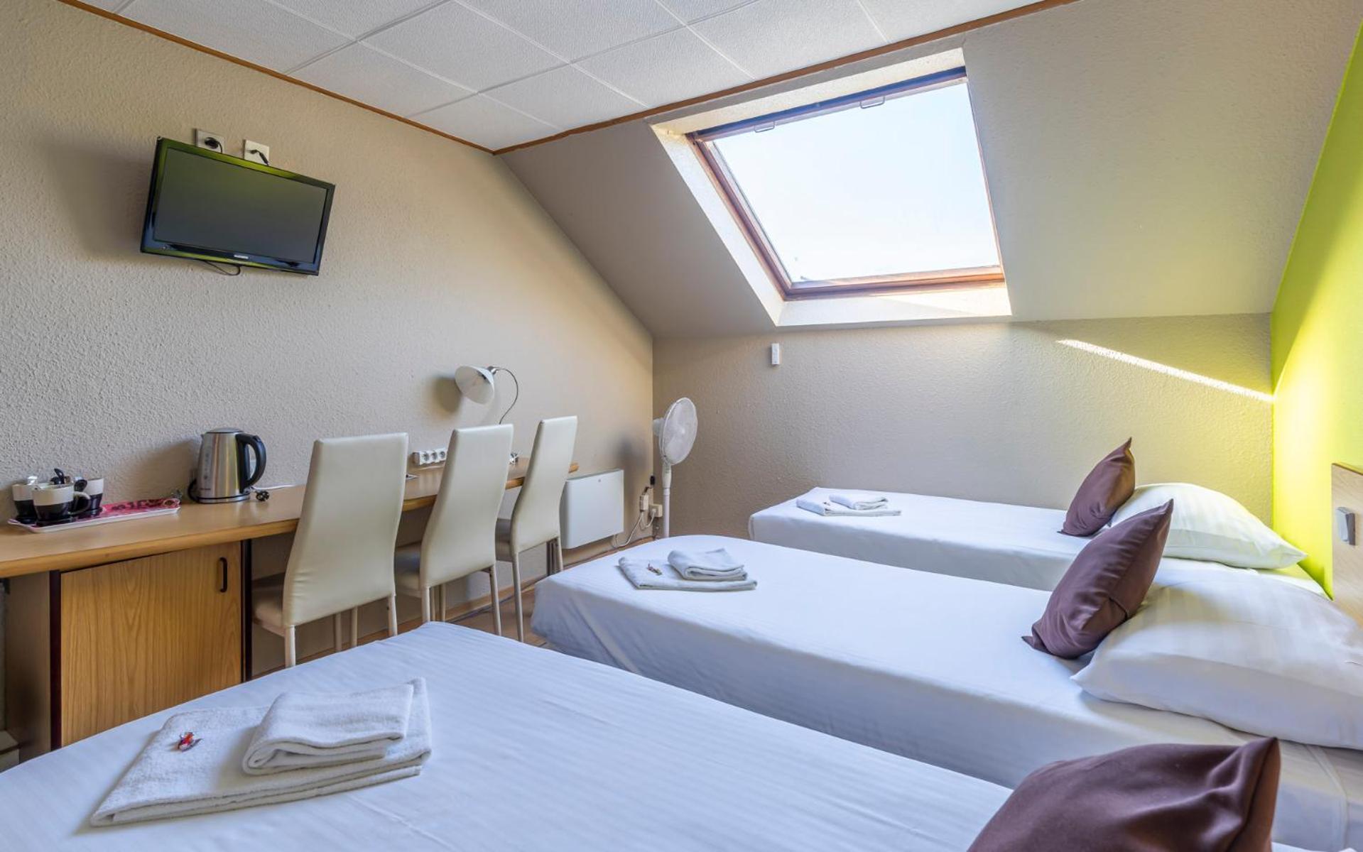 Sleep & Go Brugge Hotel Bagian luar foto