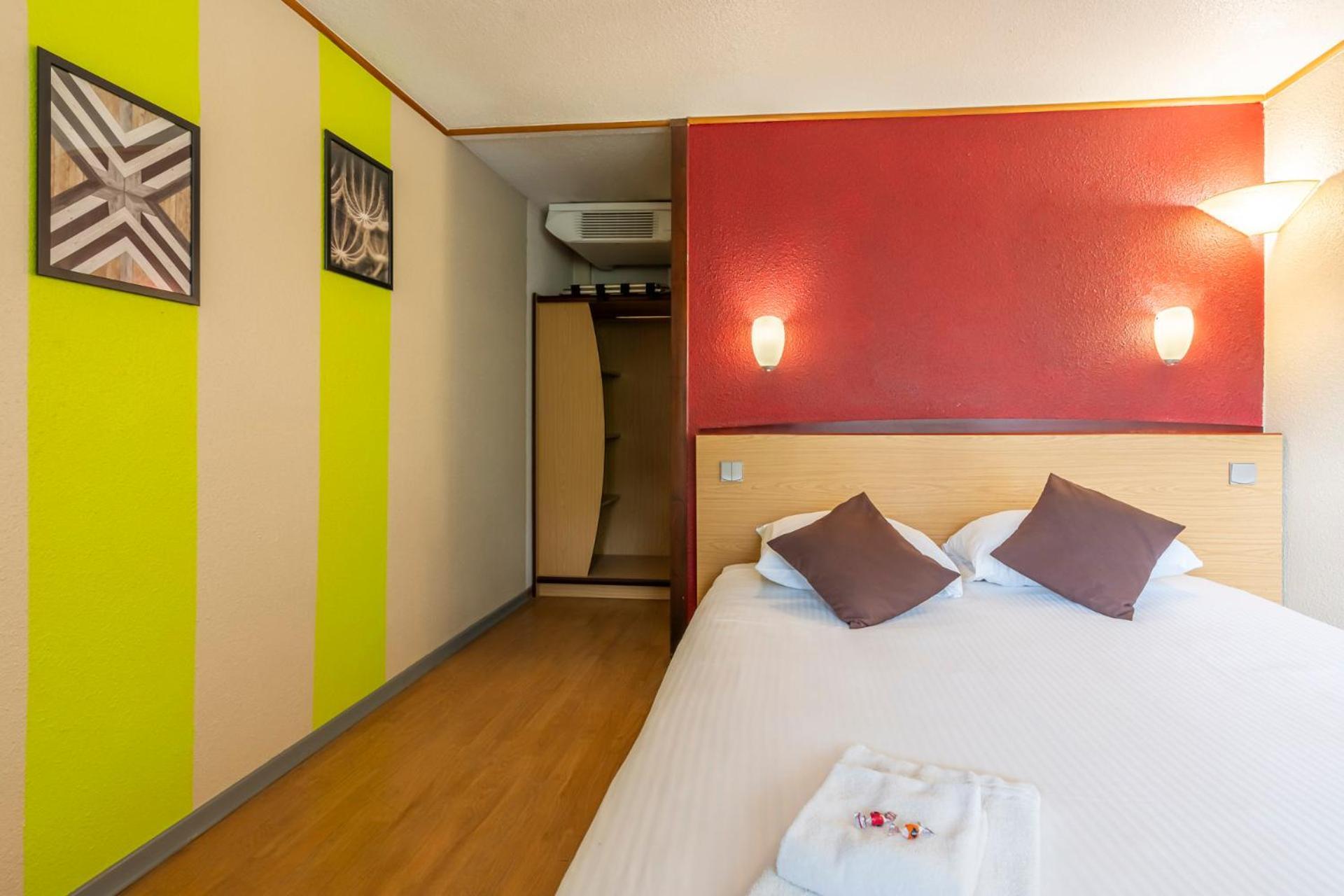 Sleep & Go Brugge Hotel Bagian luar foto
