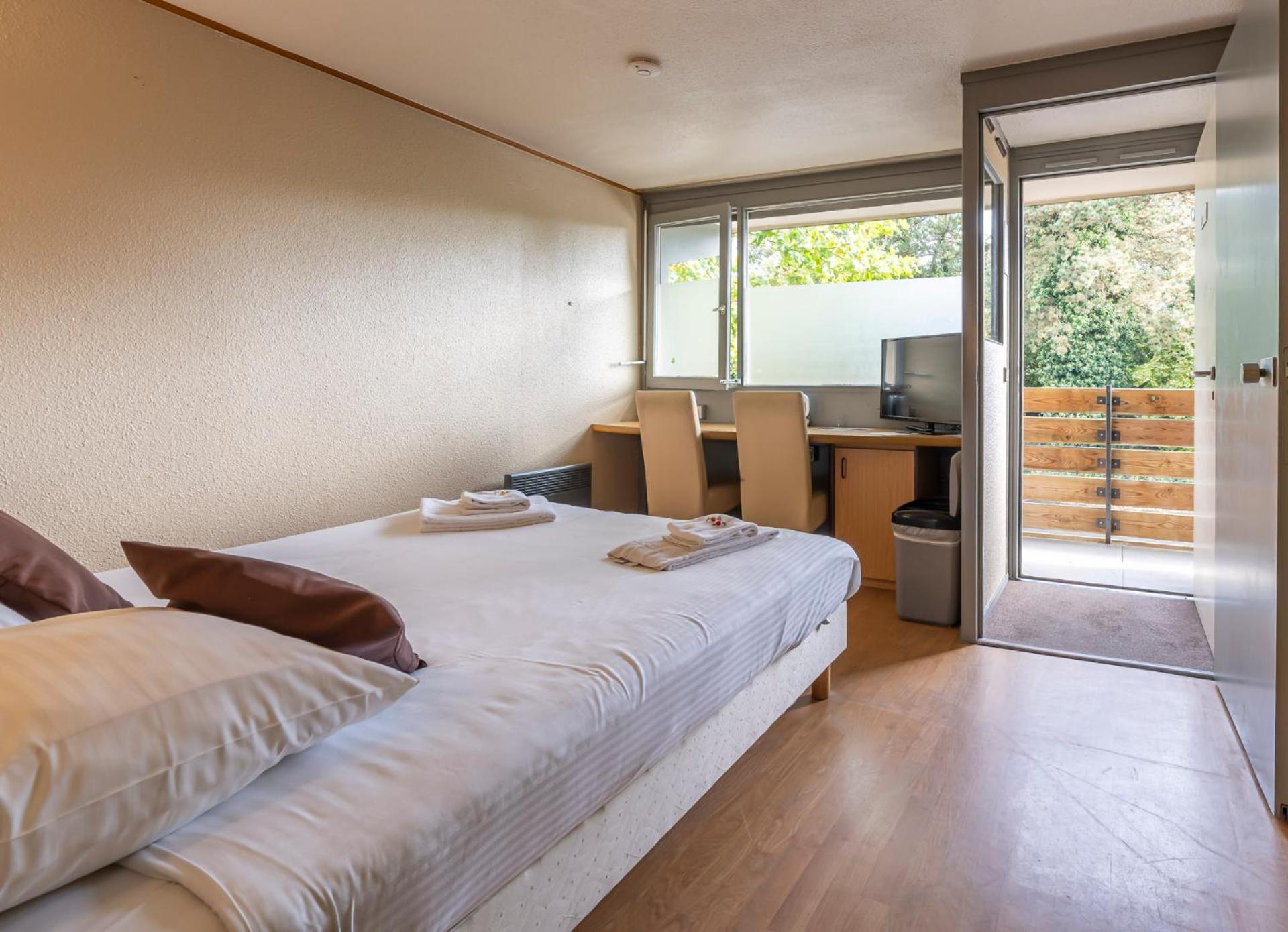 Sleep & Go Brugge Hotel Bagian luar foto