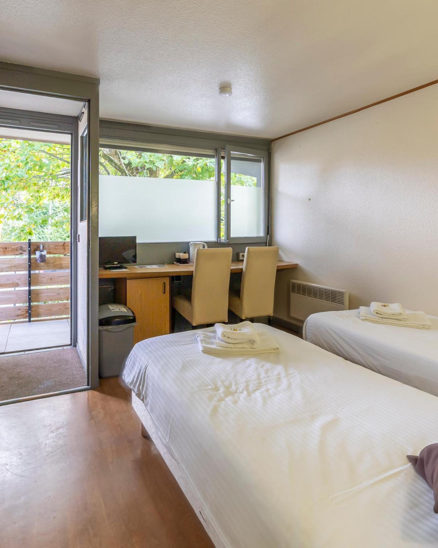 Sleep & Go Brugge Hotel Bagian luar foto