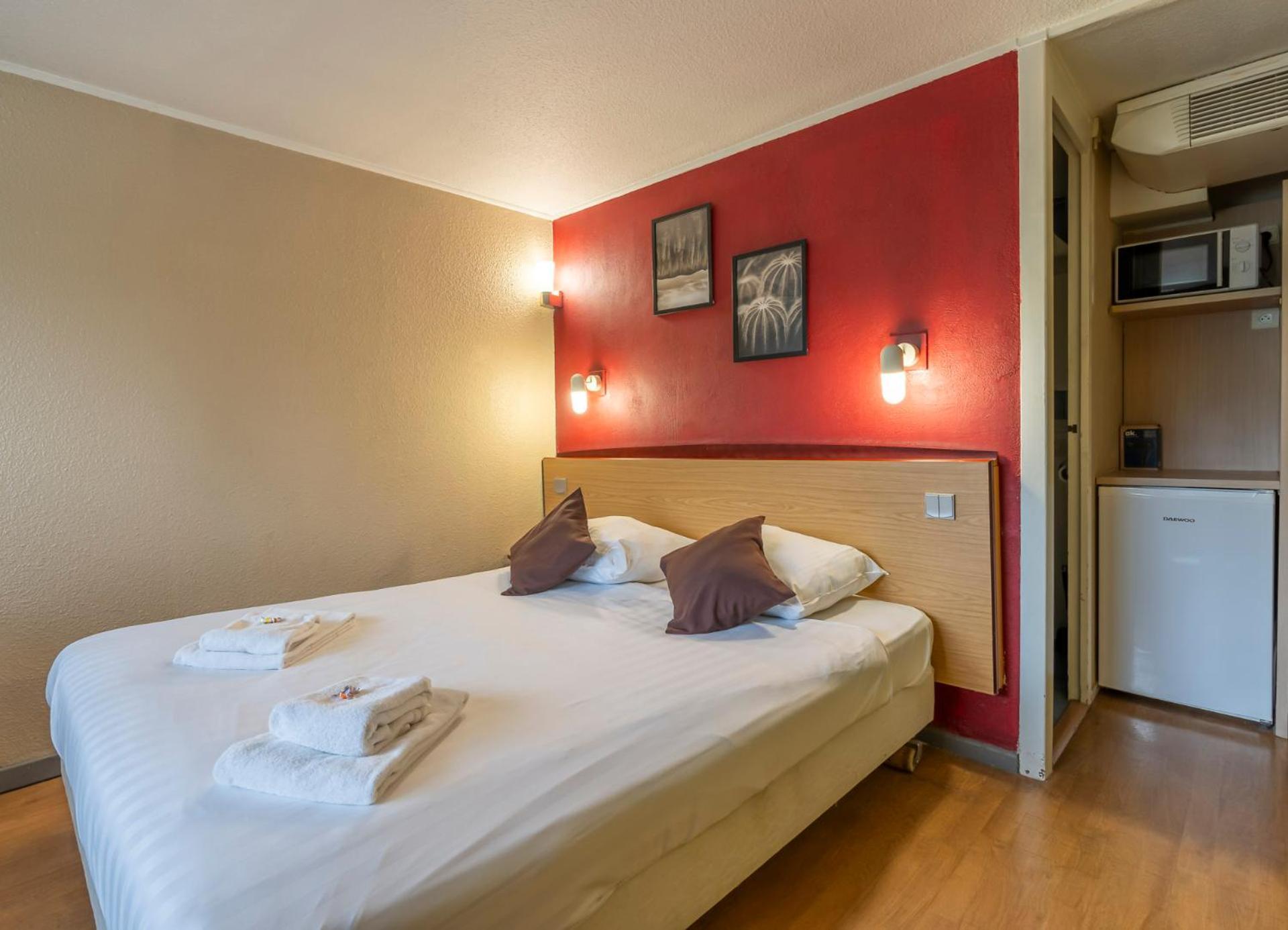 Sleep & Go Brugge Hotel Bagian luar foto